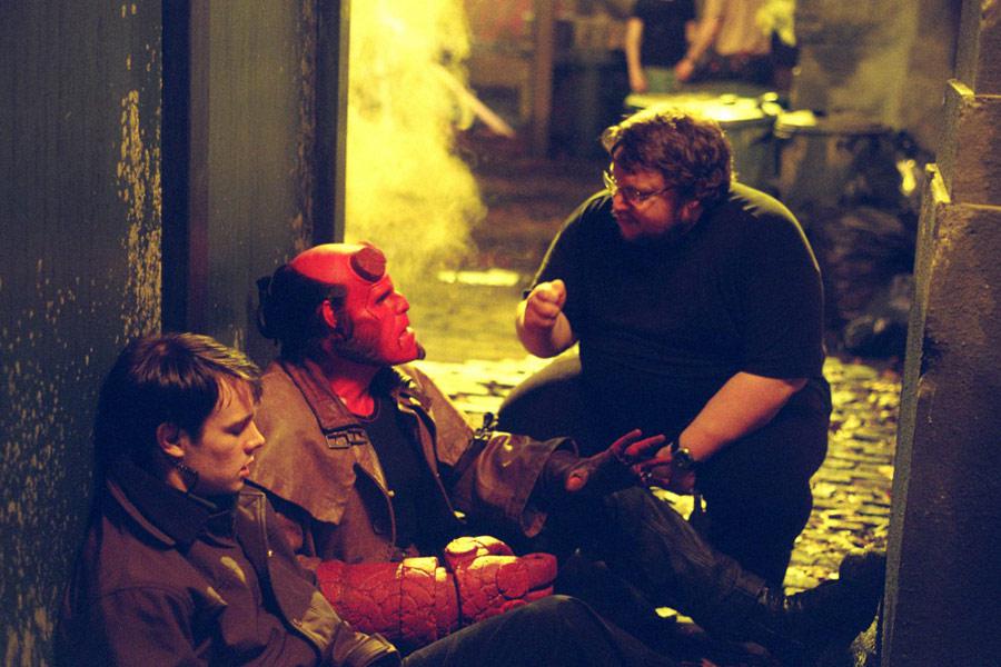 Del Toro i aktorzy na planie Hellboy’a